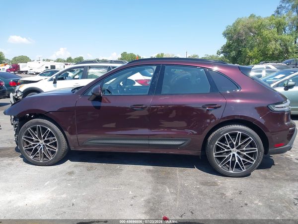 2024 PORSCHE MACAN S