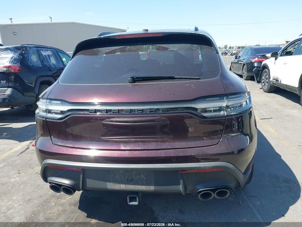 2024 PORSCHE MACAN S