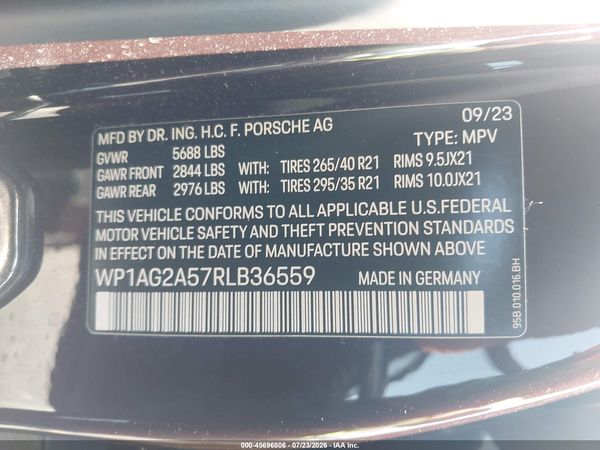 2024 PORSCHE MACAN S