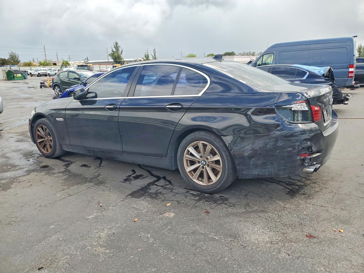 2016 BMW 528