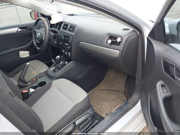 2017 VOLKSWAGEN JETTA 1.4T S — I5