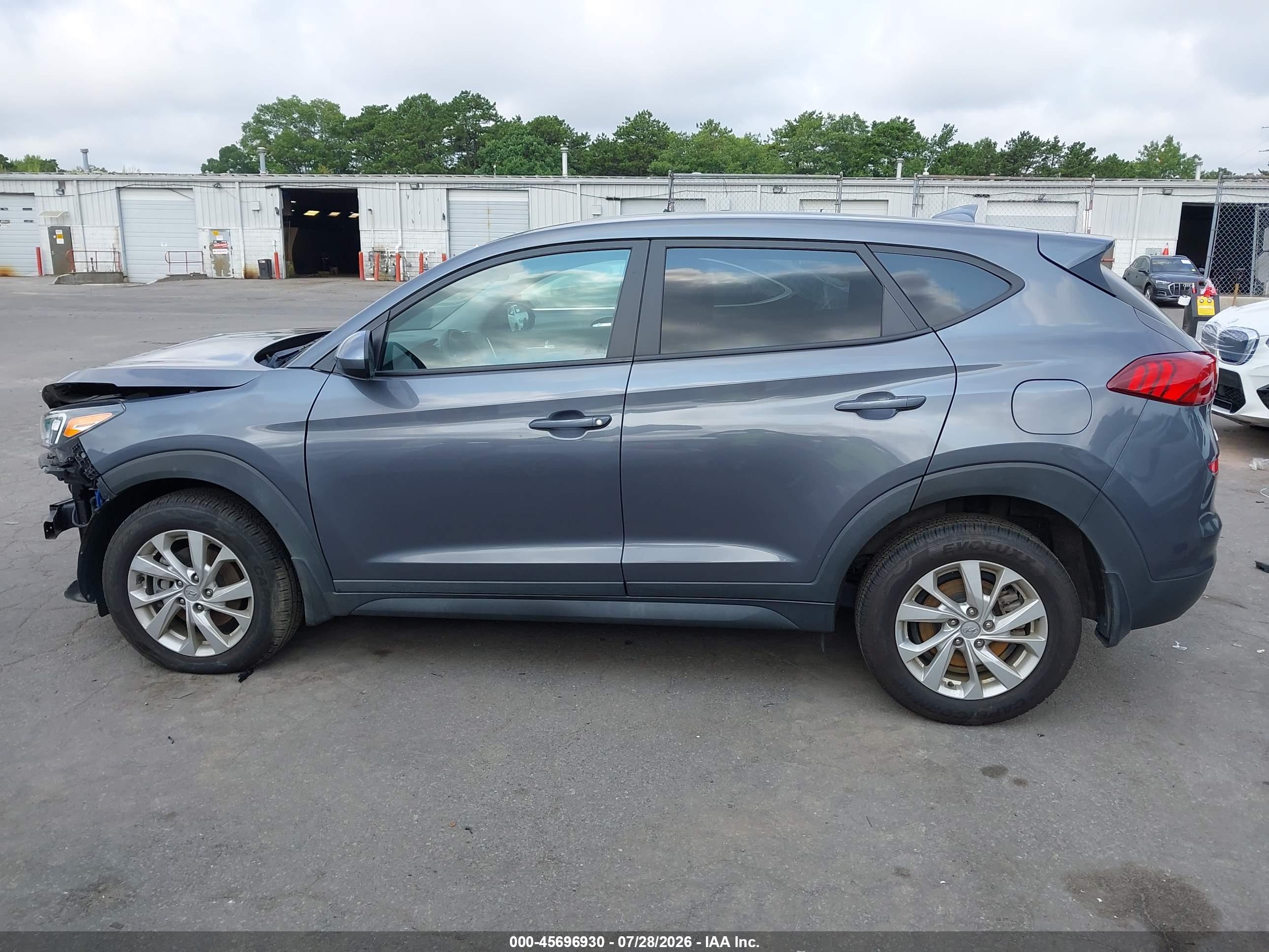 2021 HYUNDAI TUCSON SE