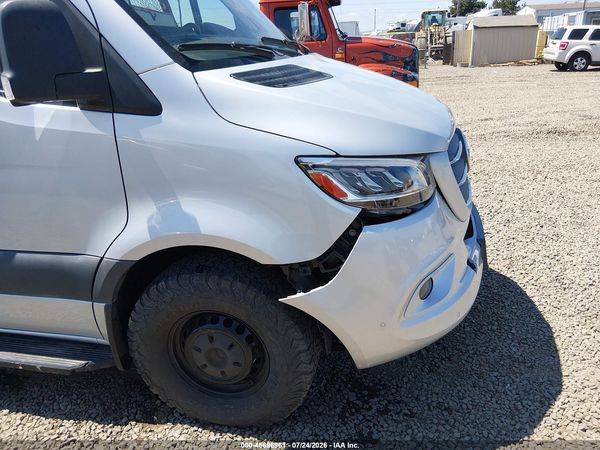 2019 MERCEDES-BENZ SPRINTER 2500 STANDARD ROOF V6