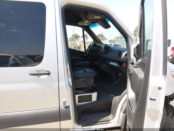2019 MERCEDES-BENZ SPRINTER 2500 STANDARD ROOF V6