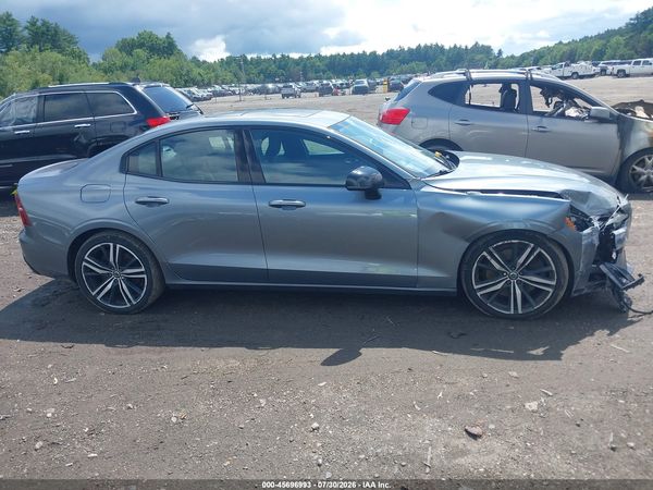 2020 VOLVO S60 T6 R-DESIGN