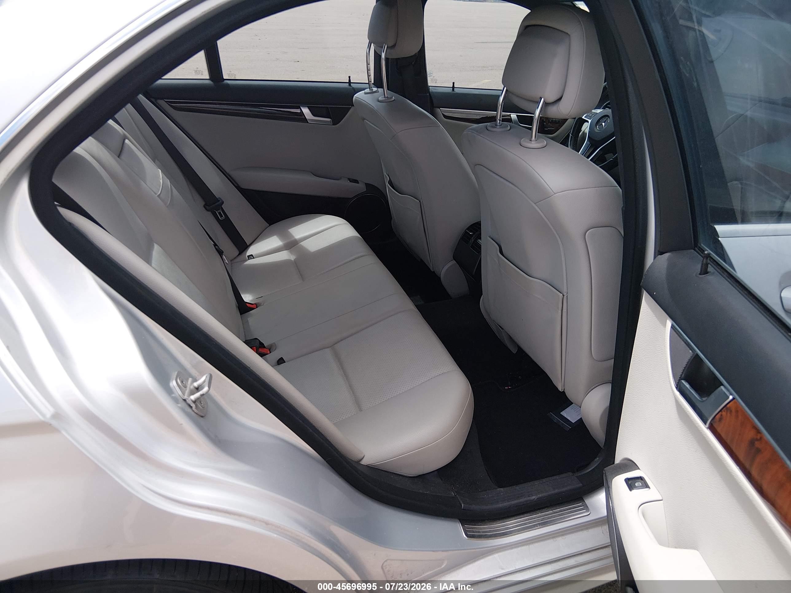 2012 MERCEDES-BENZ C 300 SPORT 4MATIC