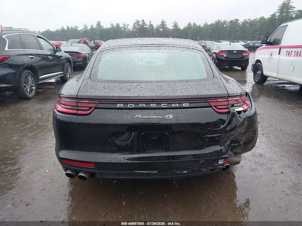 2019 PORSCHE PANAMERA 4S