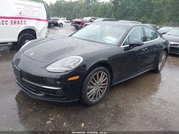 2019 PORSCHE PANAMERA 4S