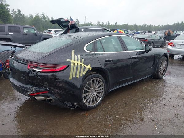 2019 PORSCHE PANAMERA 4S
