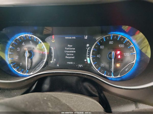 2019 CHRYSLER PACIFICA TOURING L PLUS — I7