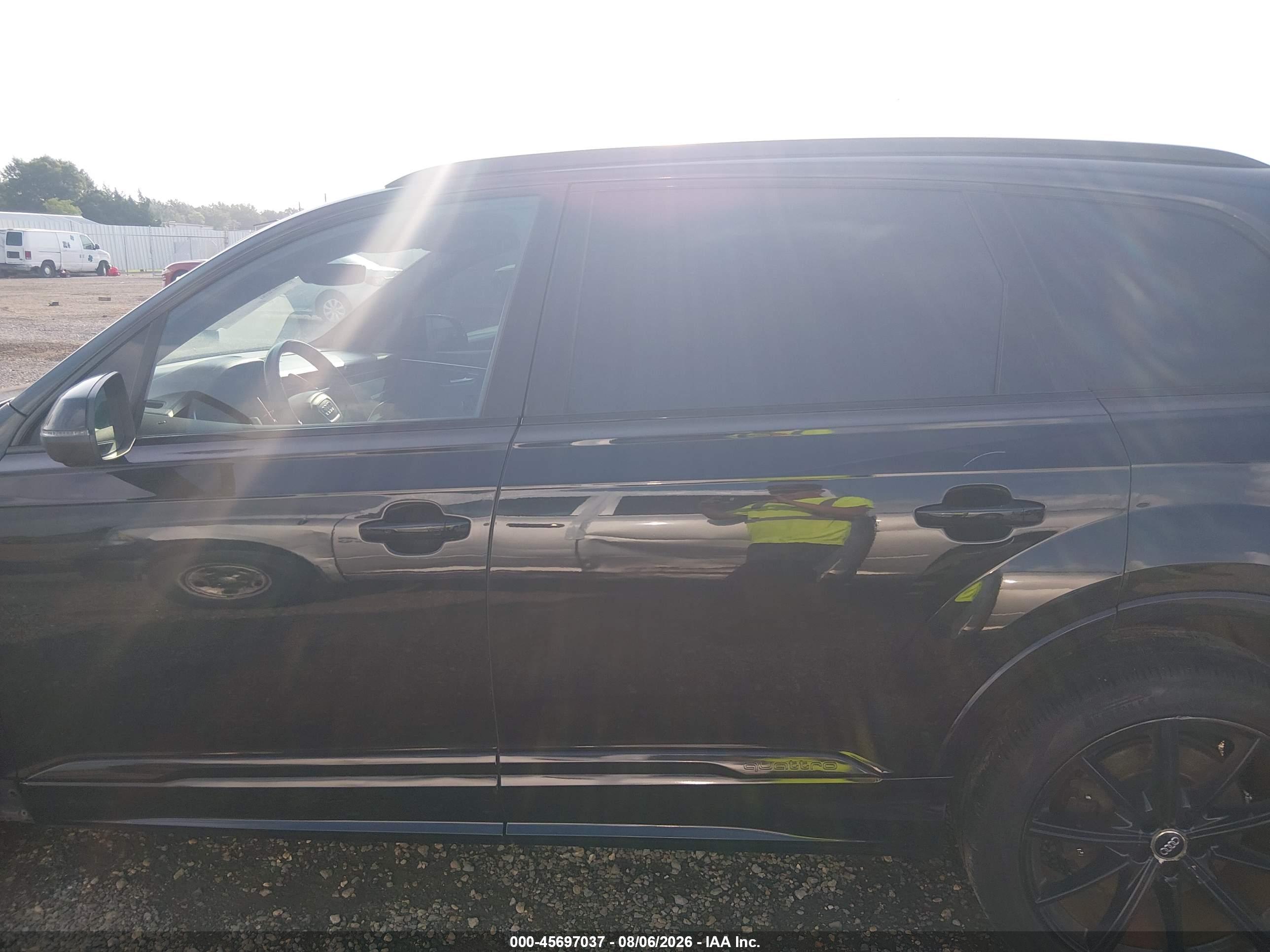2021 AUDI SQ7