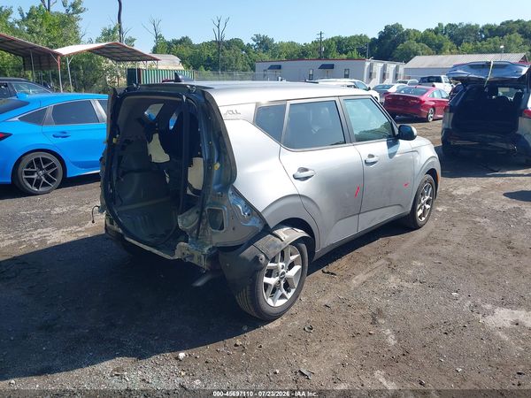 2022 KIA SOUL LX