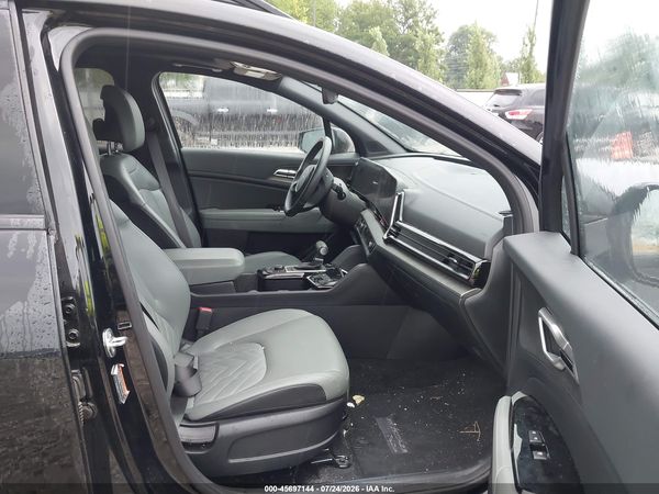 2025 KIA SPORTAGE X-LINE