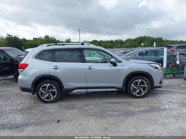 2022 SUBARU FORESTER TOURING