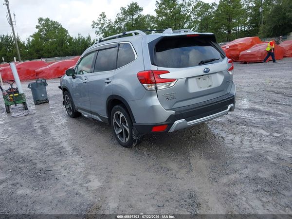 2022 SUBARU FORESTER TOURING