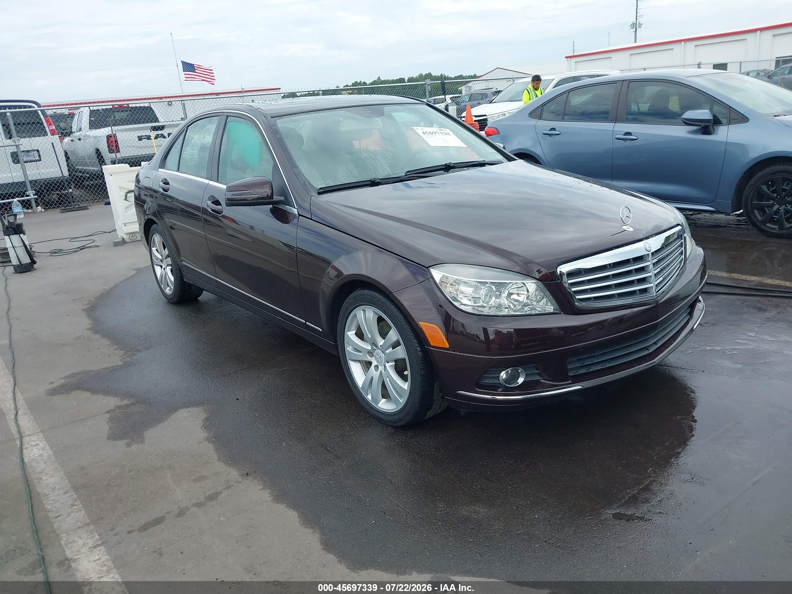 2011 MERCEDES-BENZ C 300 C300