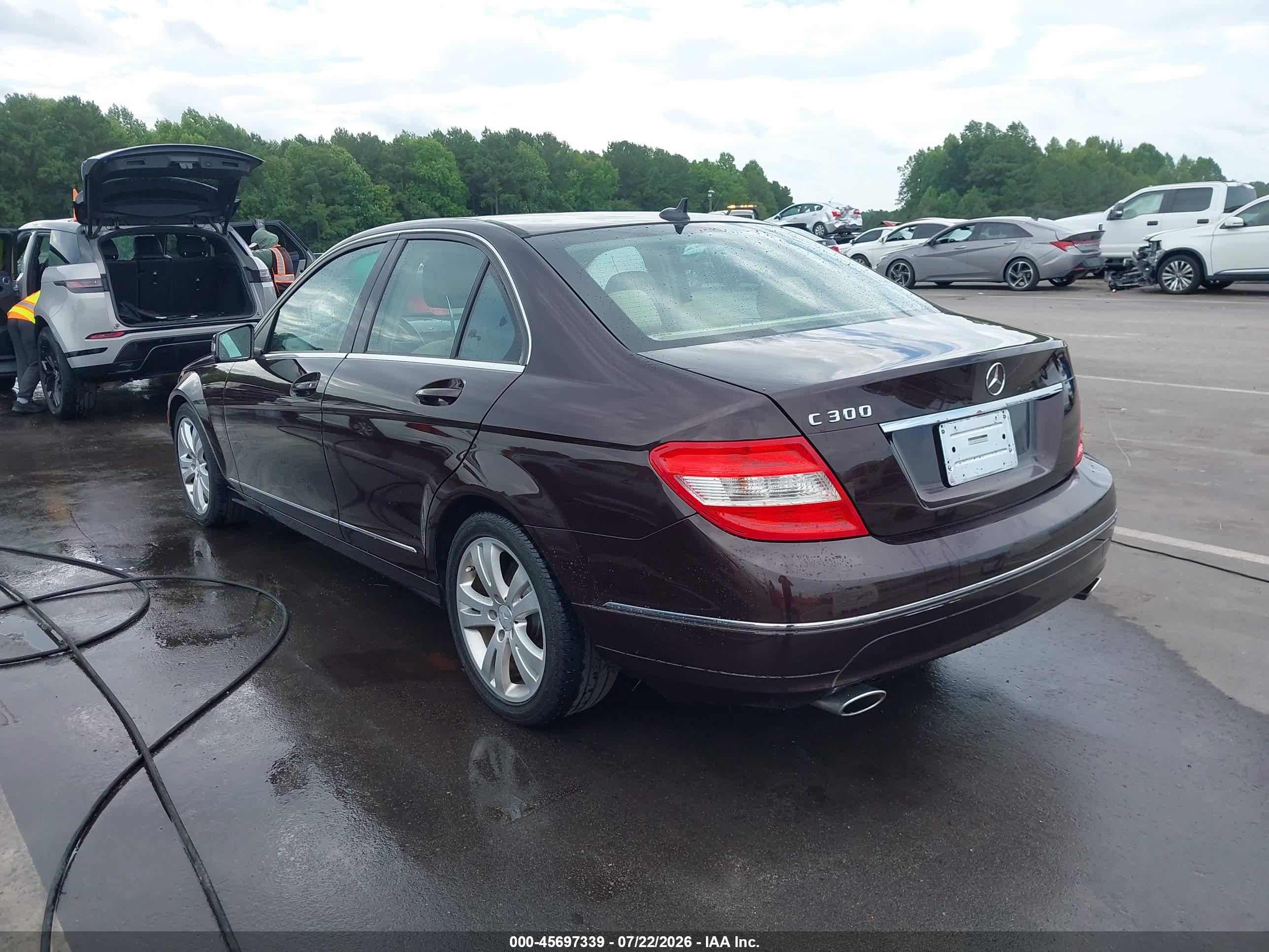 2011 MERCEDES-BENZ C 300 C300