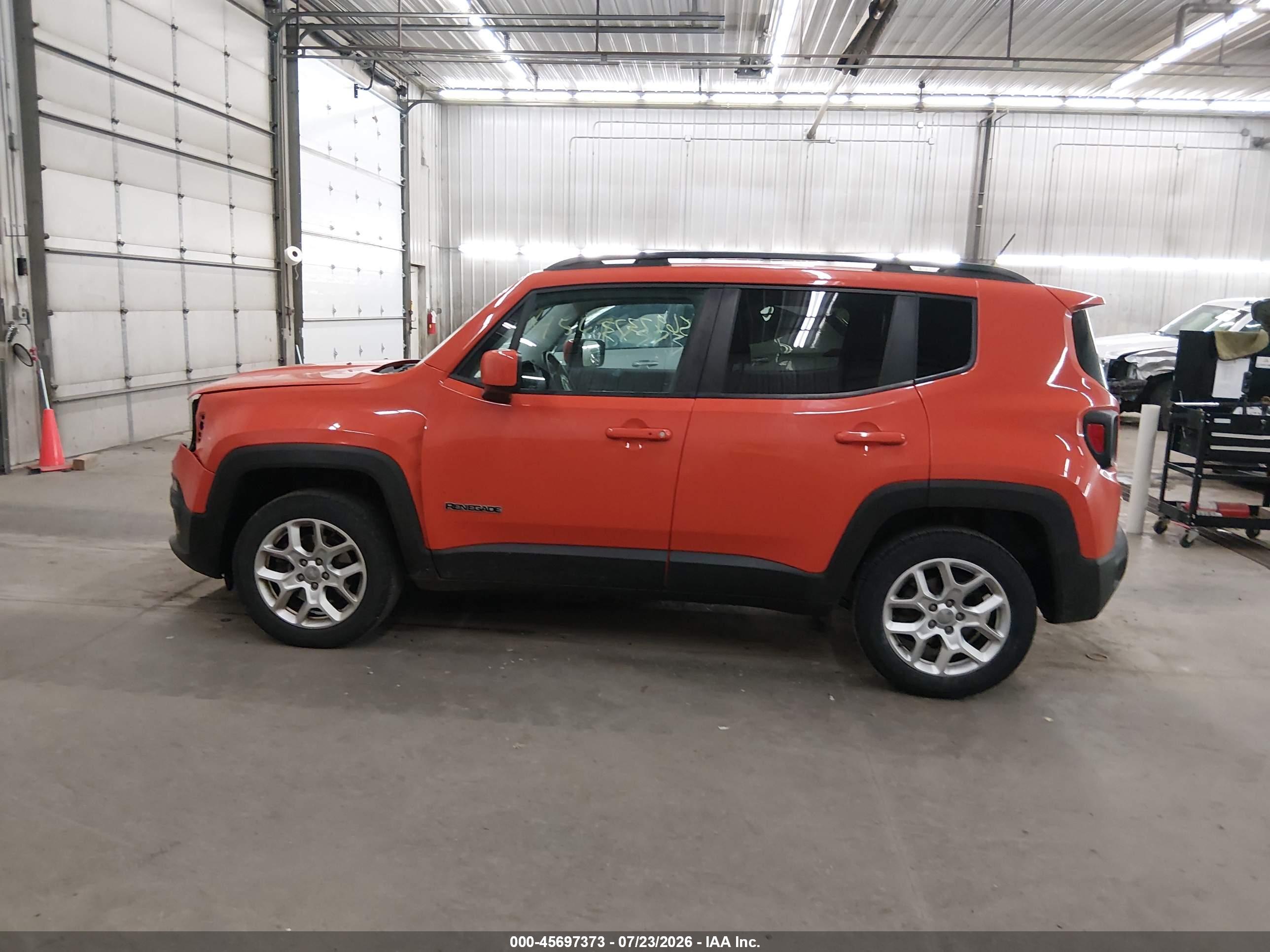 2017 JEEP RENEGADE LATITUDE