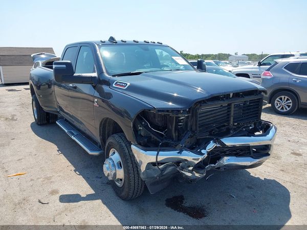 2024 RAM 3500 TRADESMAN  4X4 8' BOX