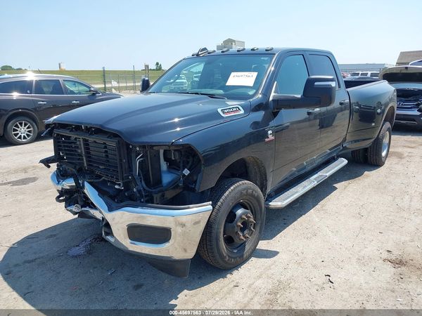 2024 RAM 3500 TRADESMAN  4X4 8' BOX