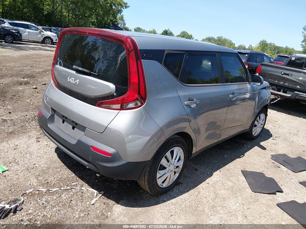 2022 KIA SOUL LX