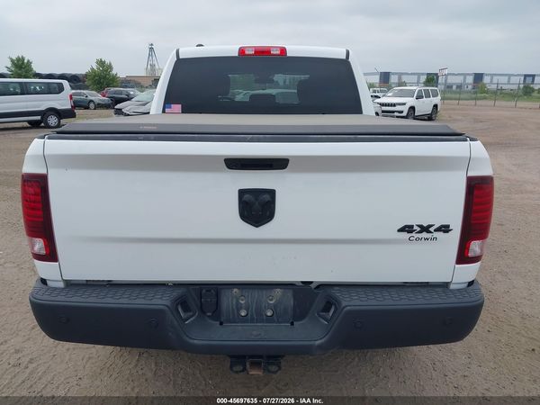 2022 RAM 1500 CLASSIC WARLOCK  4X4 5'7 BOX