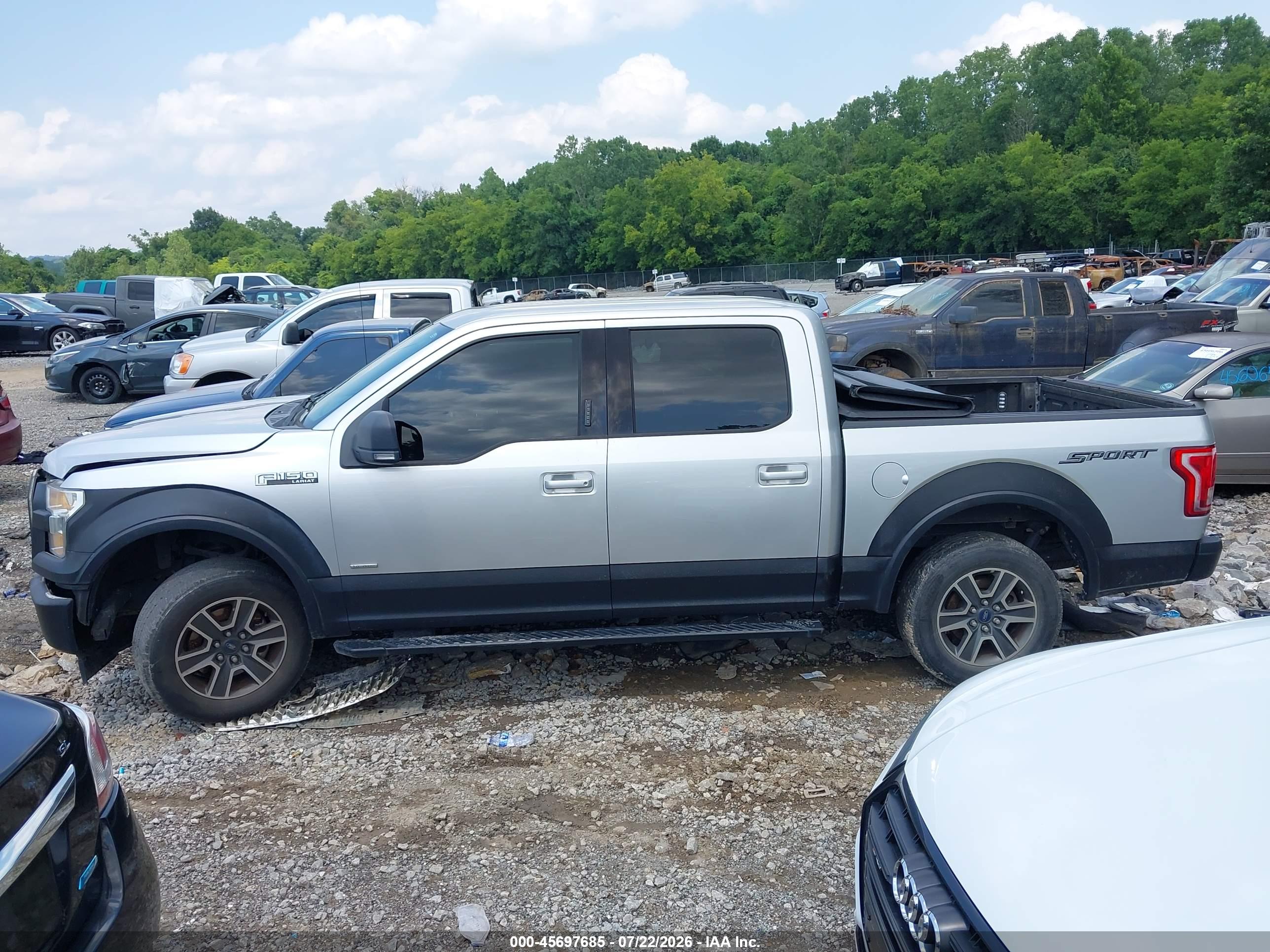 2017 FORD F-150 XLT