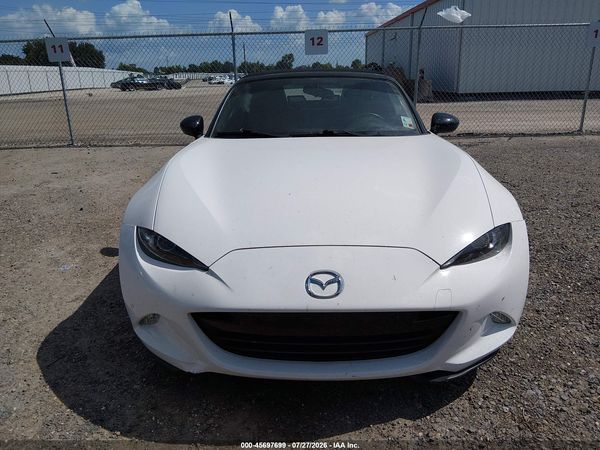 2017 MAZDA MX-5 MIATA SPORT