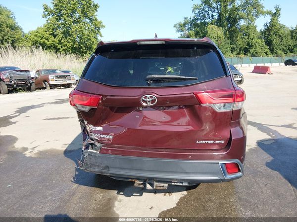 2017 TOYOTA HIGHLANDER LIMITED