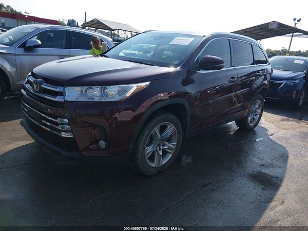 2017 TOYOTA HIGHLANDER LIMITED