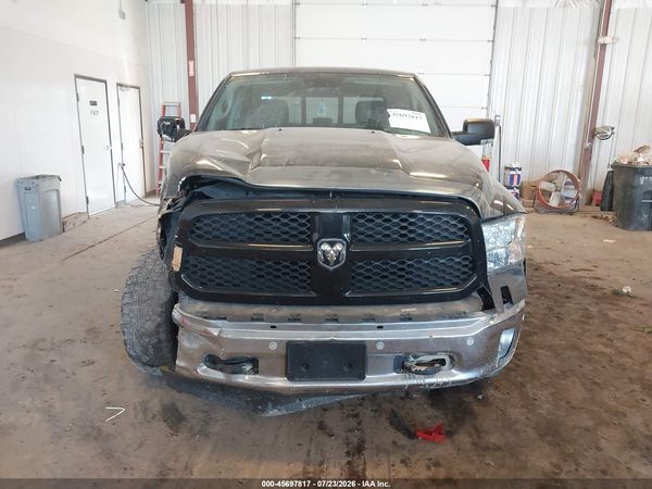 2016 RAM 1500 SLT