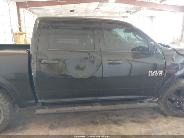 2016 RAM 1500 SLT