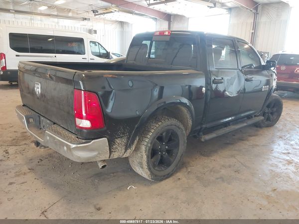 2016 RAM 1500 SLT