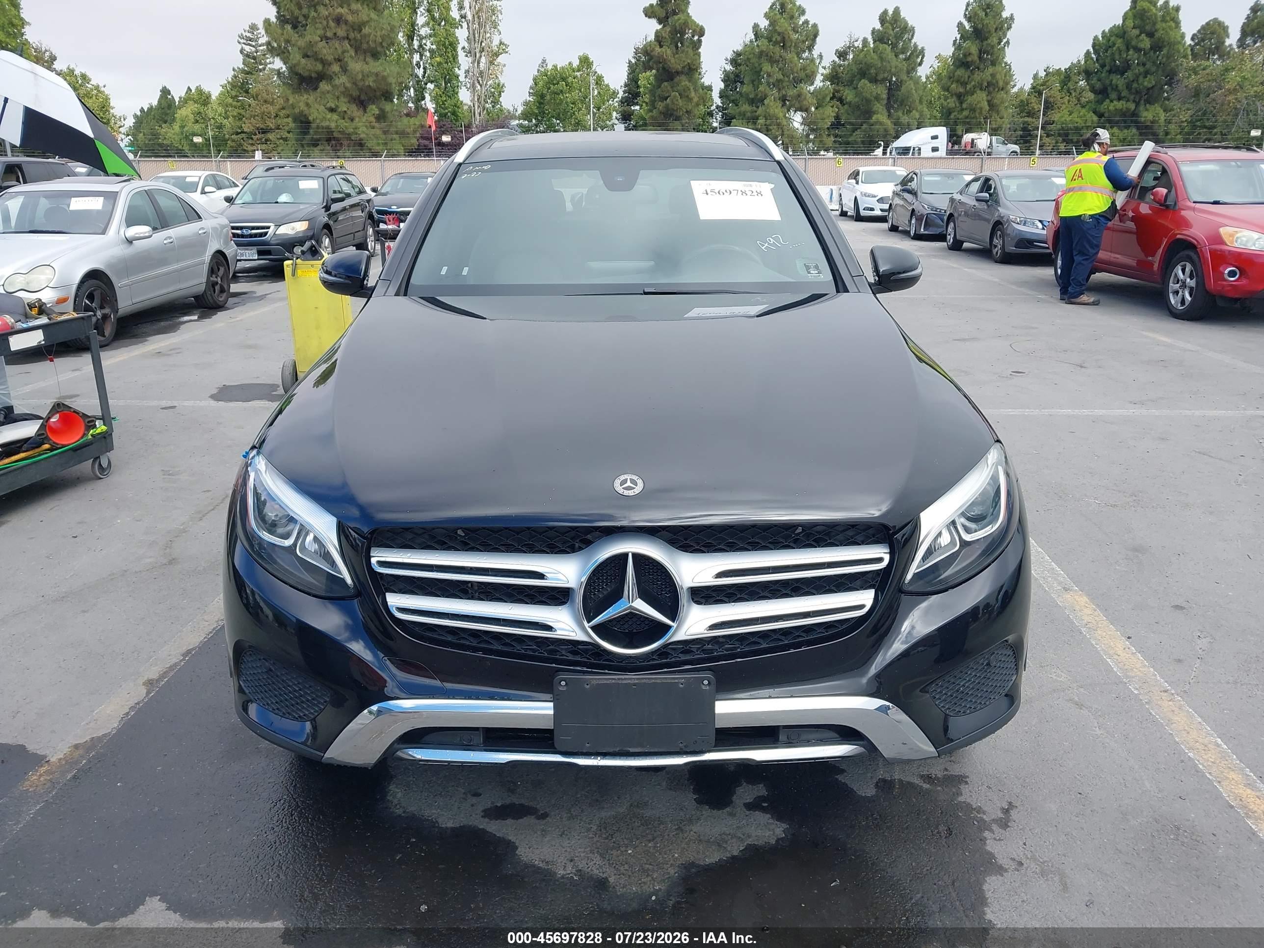2019 MERCEDES-BENZ GLC 350E 4MATIC