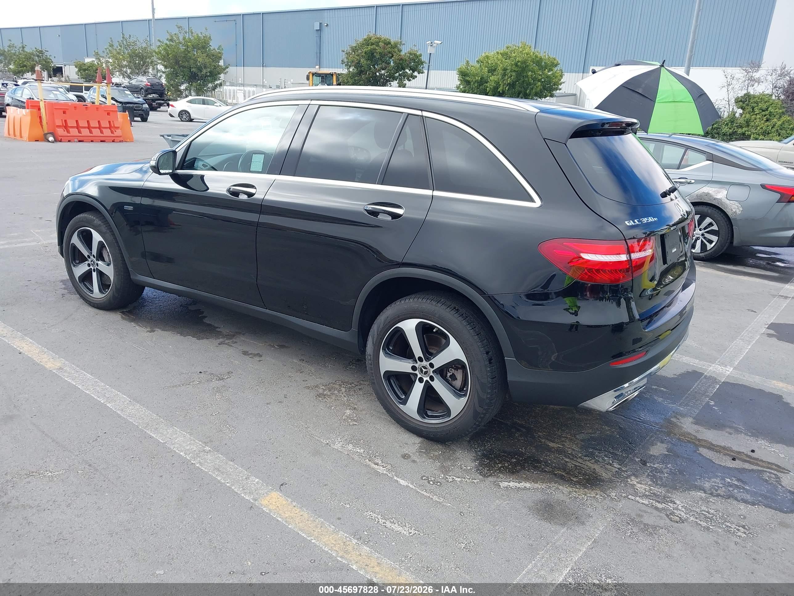 2019 MERCEDES-BENZ GLC 350E 4MATIC