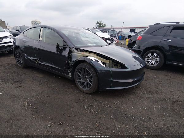 2026 TESLA MODEL 3