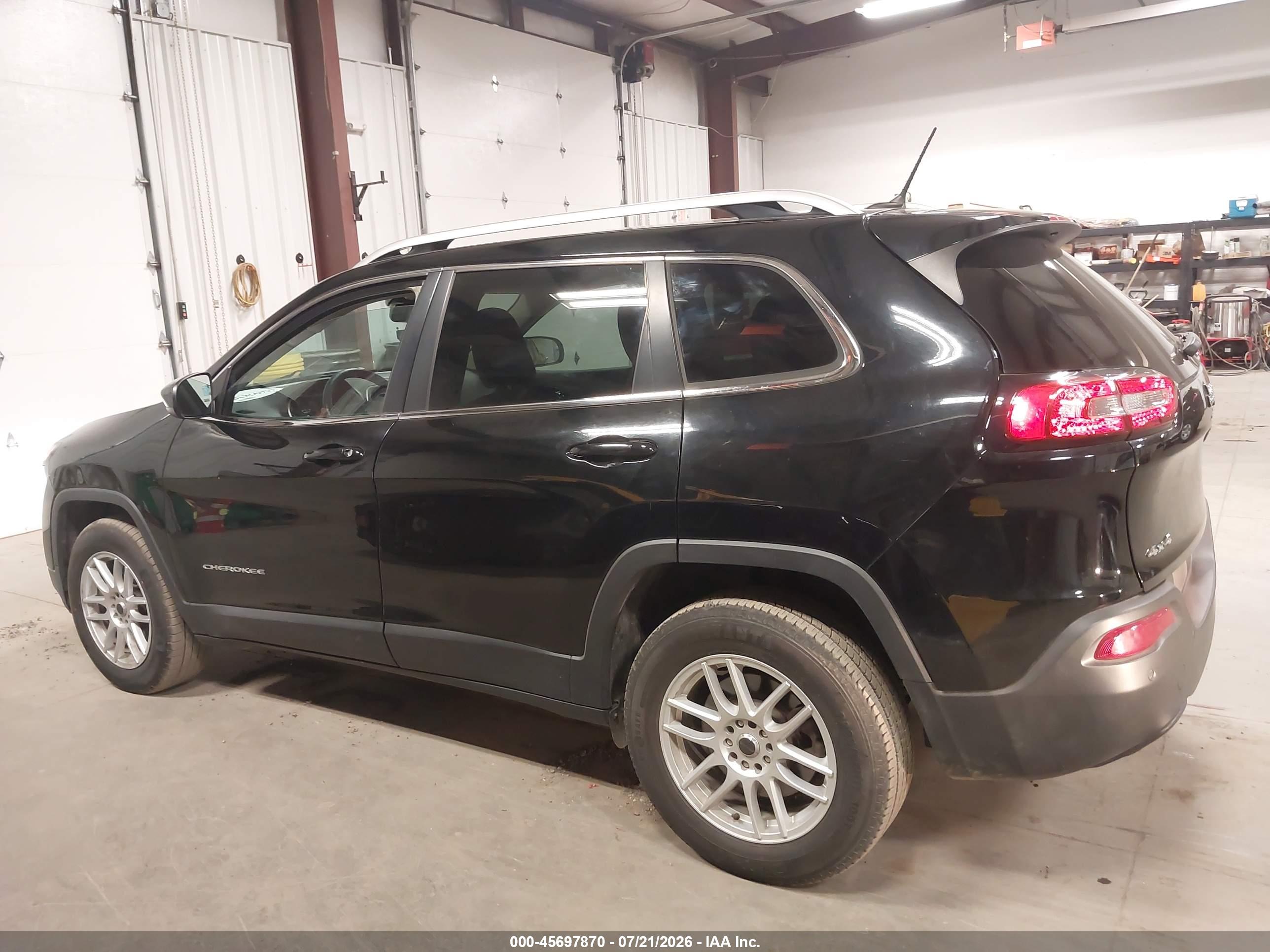2018 JEEP CHEROKEE LATITUDE 4X4