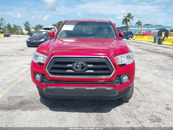2022 TOYOTA TACOMA SR5