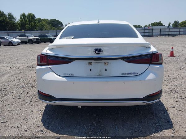 2022 LEXUS ES 300H 300h Premium