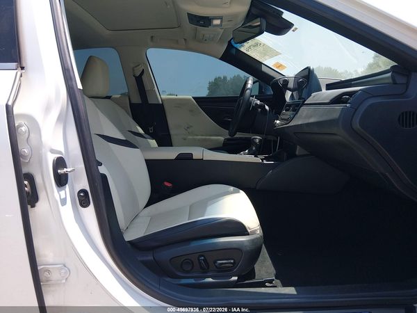 2022 LEXUS ES 300H 300h Premium