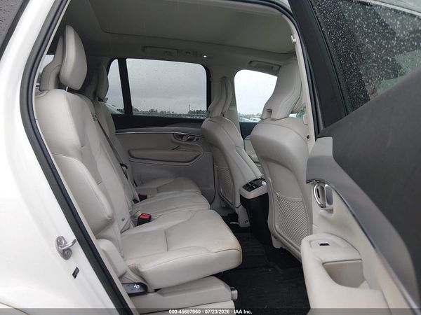 2023 VOLVO XC90 B5 CORE