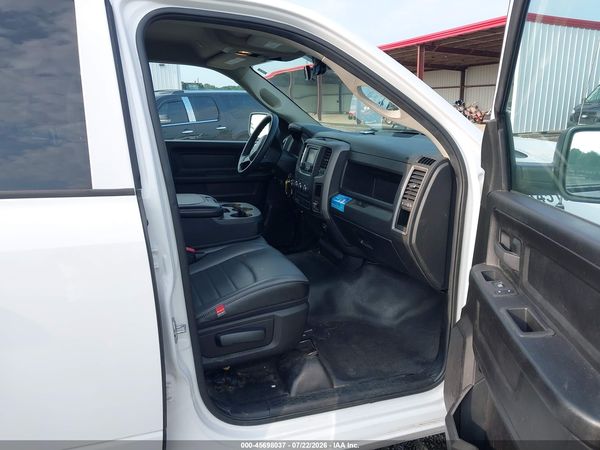 2022 RAM 1500 CLASSIC TRADESMAN  4X4 6'4 BOX