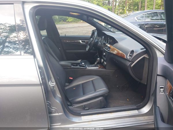 2013 MERCEDES-BENZ C 250 SPORT
