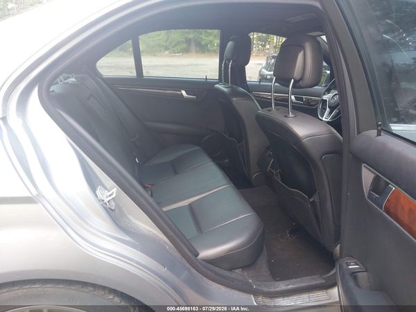 2013 MERCEDES-BENZ C 250 SPORT