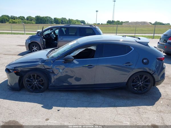 2021 MAZDA MAZDA3