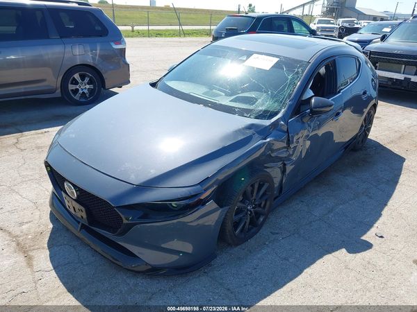 2021 MAZDA MAZDA3 PREMIUM