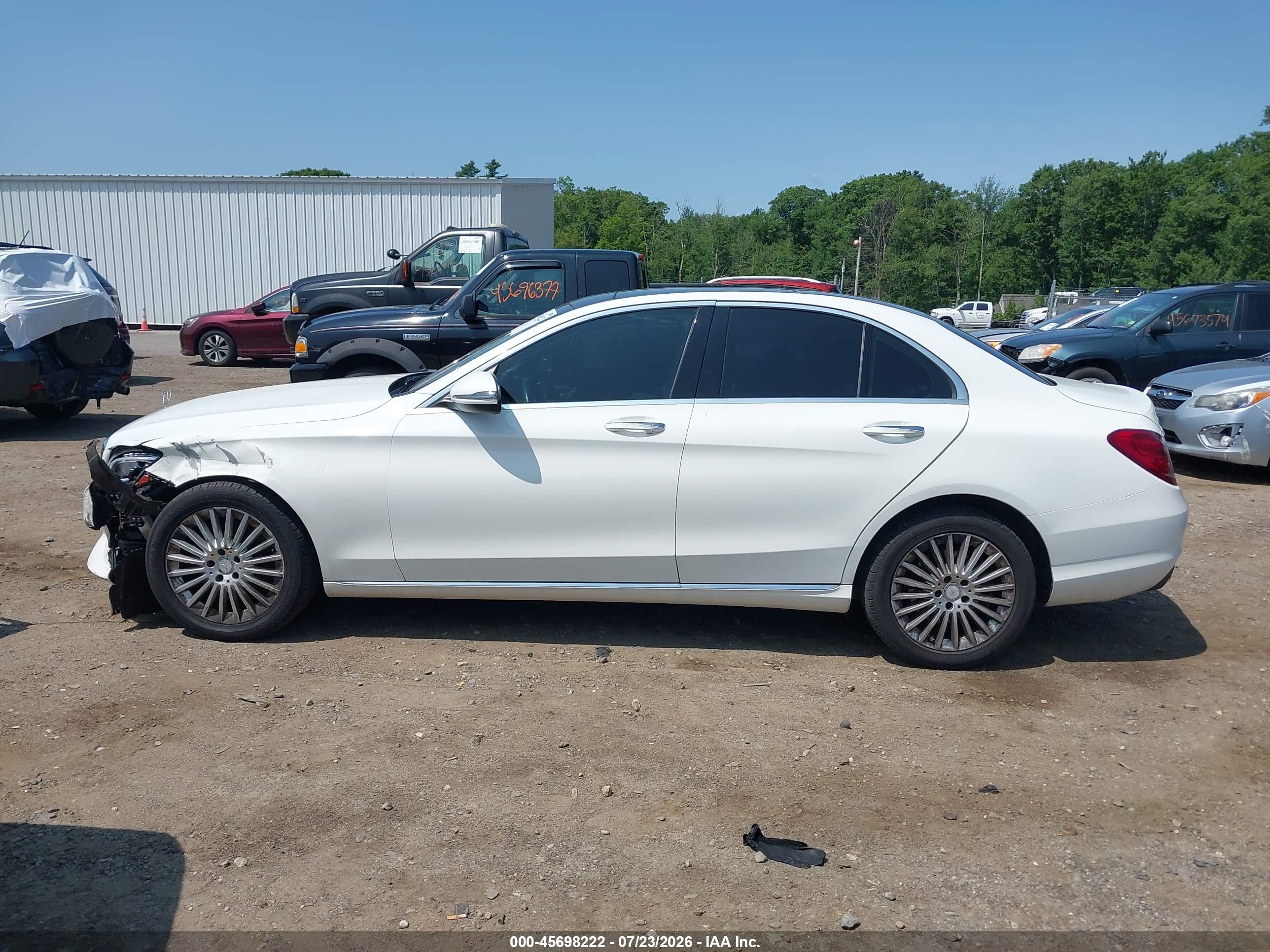 2016 MERCEDES-BENZ C 300 LUXURY 4MATIC
