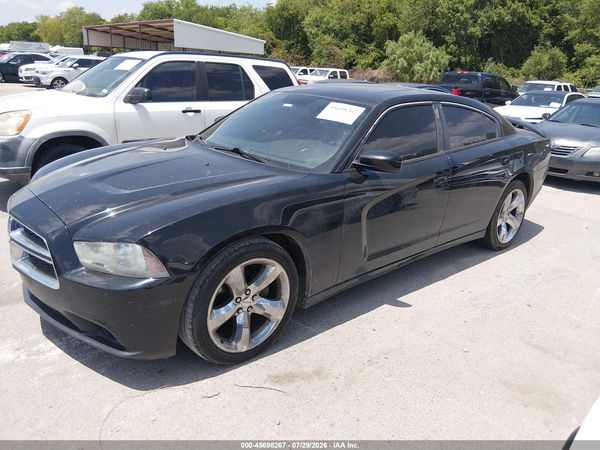 2013 DODGE CHARGER SXT