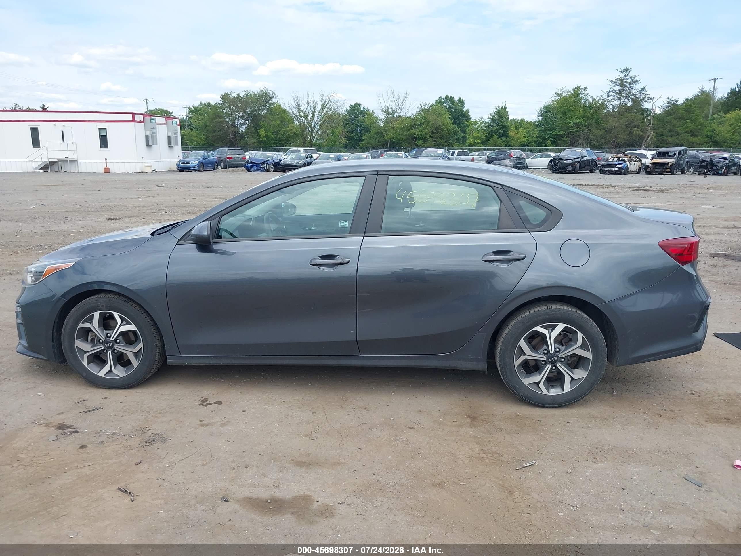 2021 KIA FORTE LXS