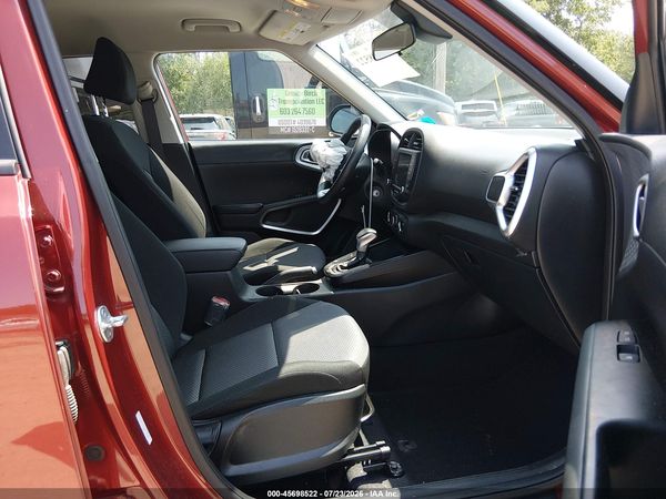 2025 KIA SOUL LX